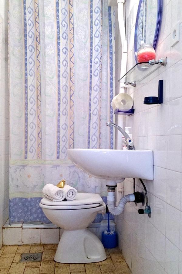 Apartments By The Sea Cove Zarace - Gdinj, Hvar - 2047 מראה חיצוני תמונה