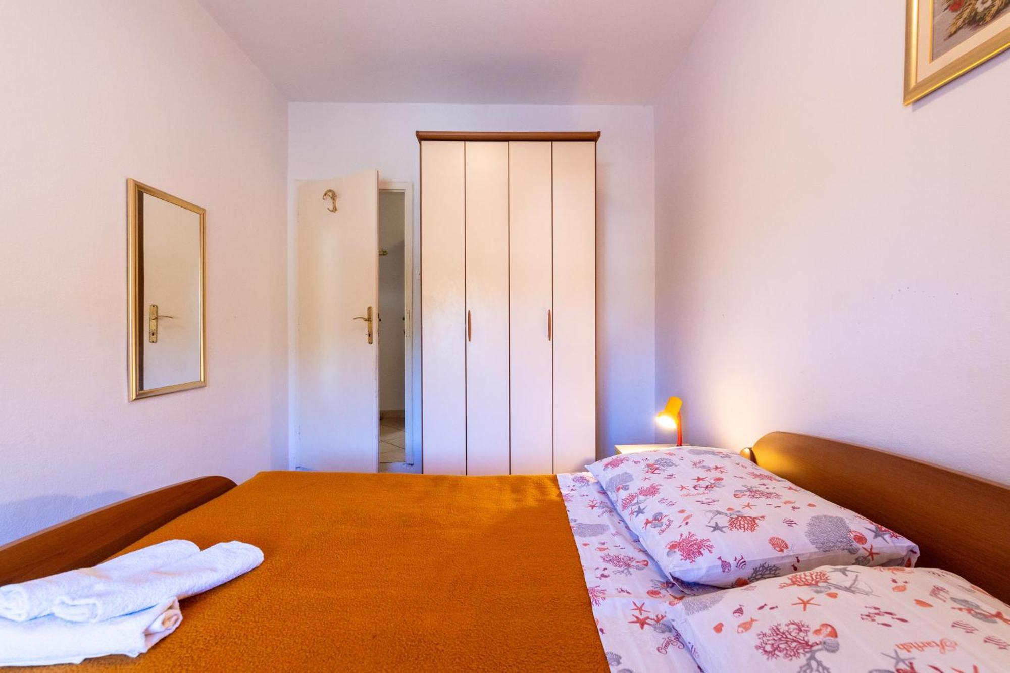 Apartments By The Sea Cove Zarace - Gdinj, Hvar - 2047 חדר תמונה