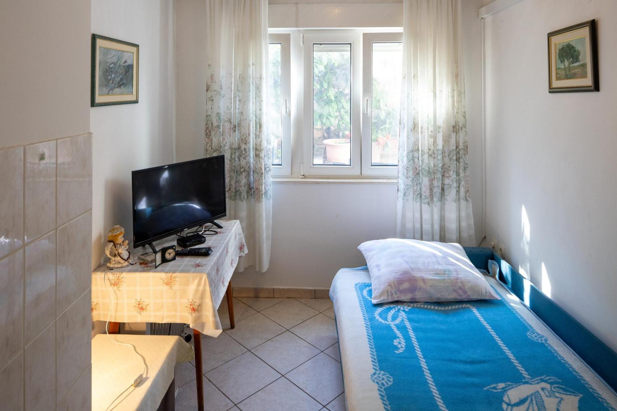 Apartments By The Sea Cove Zarace - Gdinj, Hvar - 2047 חדר תמונה